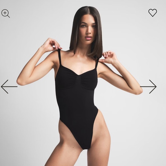 Skims seamless sculpt thong bodysuit - Picture 2 of 8